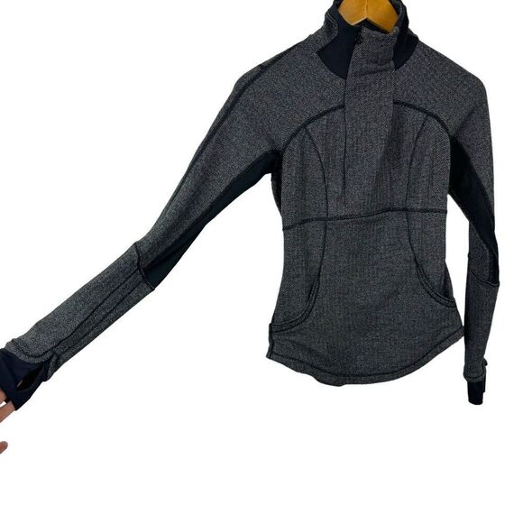 Lululemon Size 2 Base Runner 1/2 Zip Heathered Herringbone Black Running Top - Picture 8 of 16